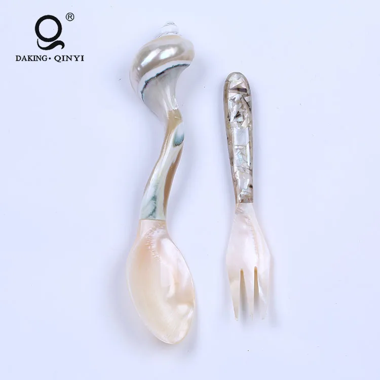 New Design Fashion White Mother Of Sea Shell Nice Scoop