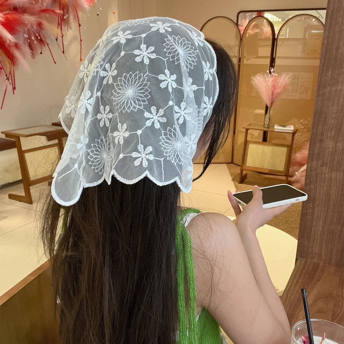 Lace Hair Scarf for Women French Style Retro Triangle Headscarf White Mesh Lace Flower Hairband Travel Headband Hair Accessories