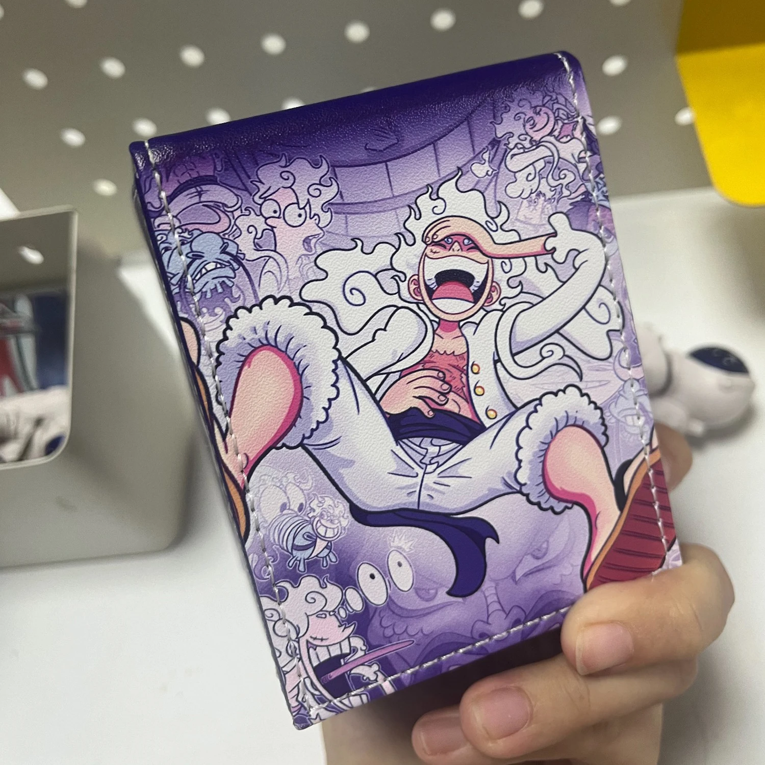 caixa-de-armazenamento-de-cartas-nika-luffy-diy-feita-a-mao-caixa-de-armazenamento-de-cartas-de-couro-de-alta-qualidade-ws-opcg-luffy-presentes-de-cartas-de-anime