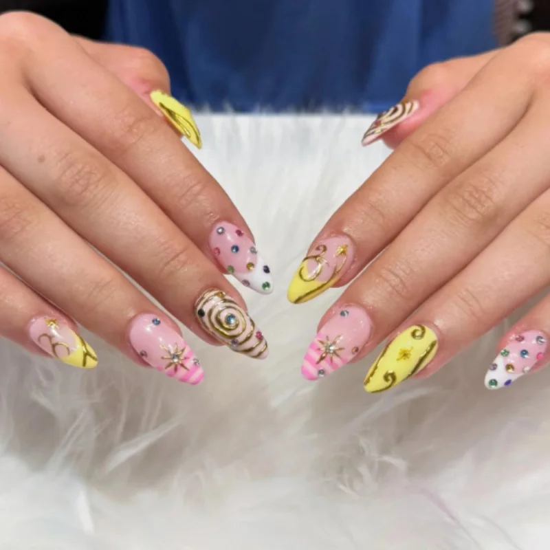 24PCS Cute Sweet False Nails Dopamine-colored Contrasting Press-on Nails with Pink Stripes Gold Swirl Star Design Fake Nails  네일