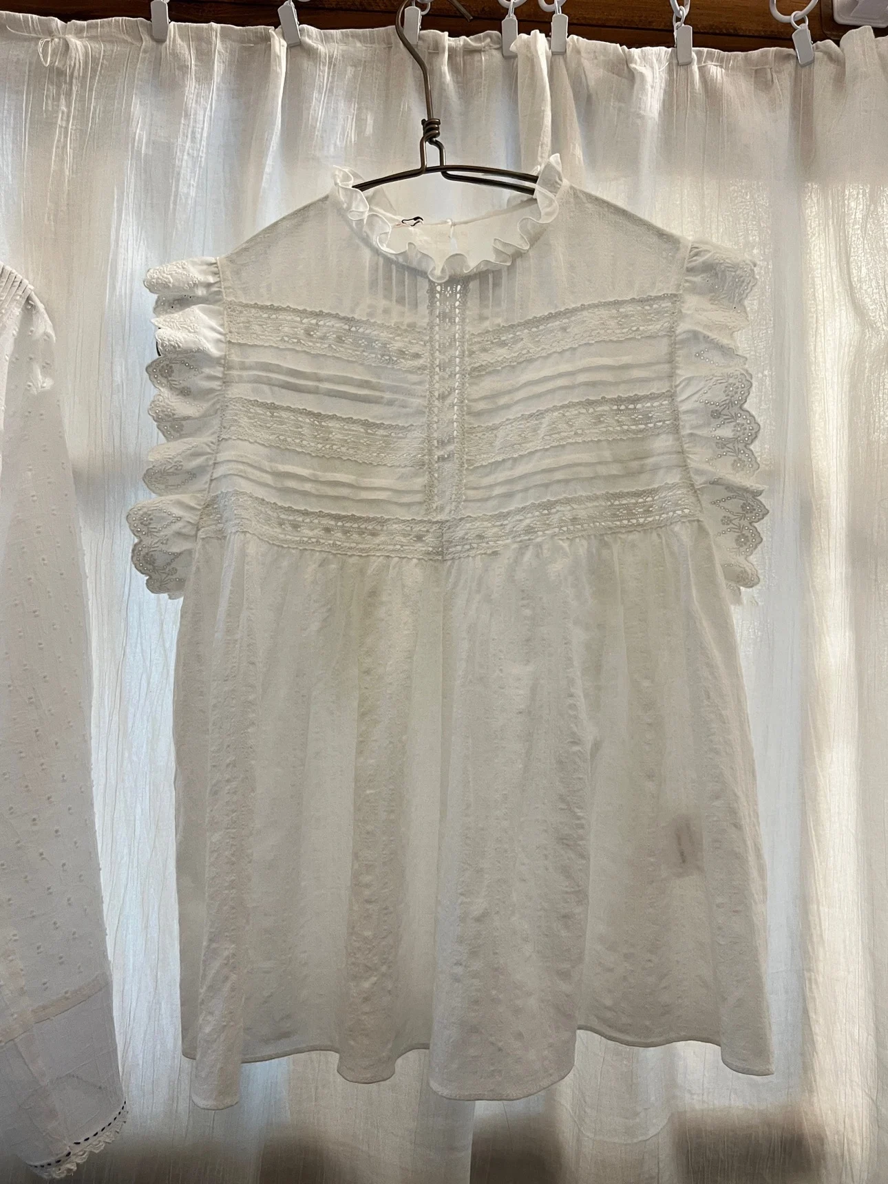 

Весна-лето, новая текстура, вышивка, ажурная кружевная бейка, топ из хлопка, 00% ор Све, воротник-стойка, цвет, поездка на работу, сле