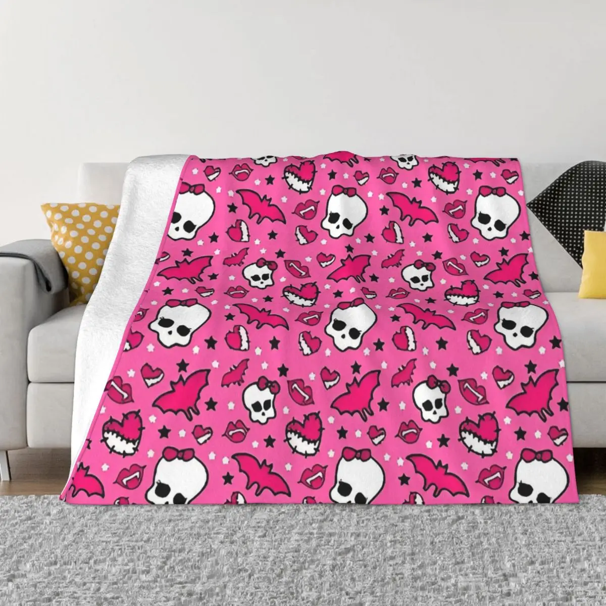 Monster High Pink Bat Fleece Throw Blanket Cartoon Anime Blankets for Bed Office Ultra-Soft Bed Rug