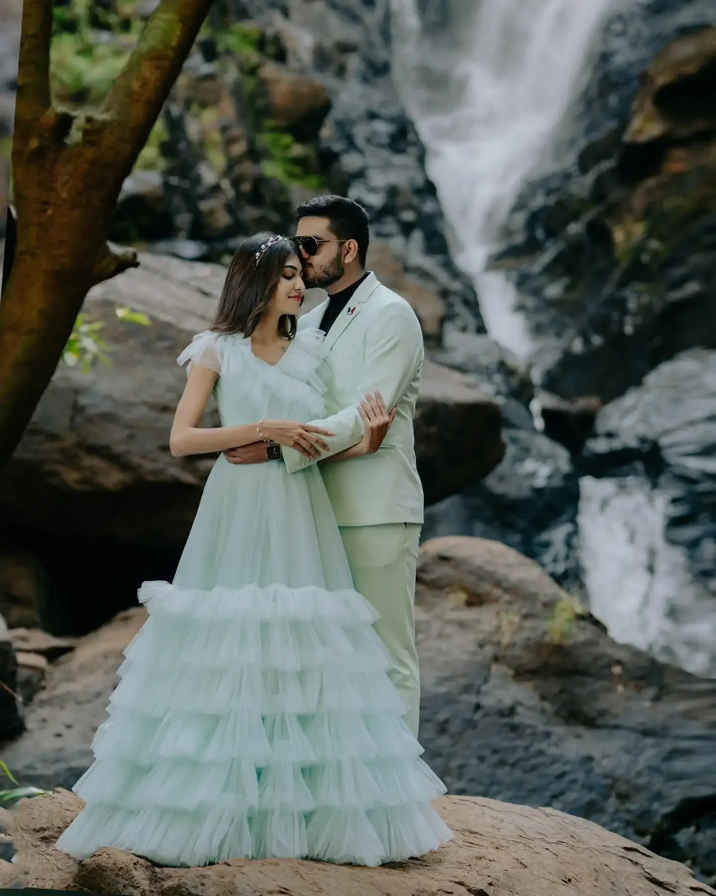 Requintado em camadas de tule longo vestidos femininos princesa com decote em v babados aparados estilo cupcake árabe maxi vestidos para sessões de fotos