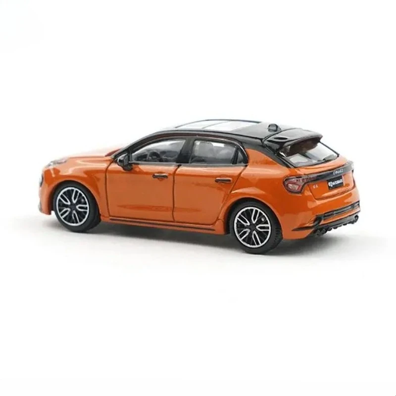

XCARTOYS 1/64 Alloy Lynk & Co 02 Hatchback Model Car Realistic Toy for Boys Fine Collectible Decoration Gift
