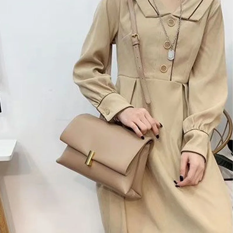 2024 Fashion Internet Celebrity Single Shoulder Crossbody Bag Simple Portable Retro Double Layer Lock Trendy Women's Versatile