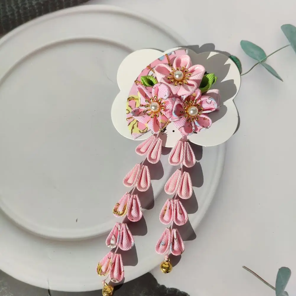 Vintage-inspired Hairpin Japanese Kimono Hairpin with Flowers Bells Faux Pearls Ancient Style Hair Clip for Women for Parties