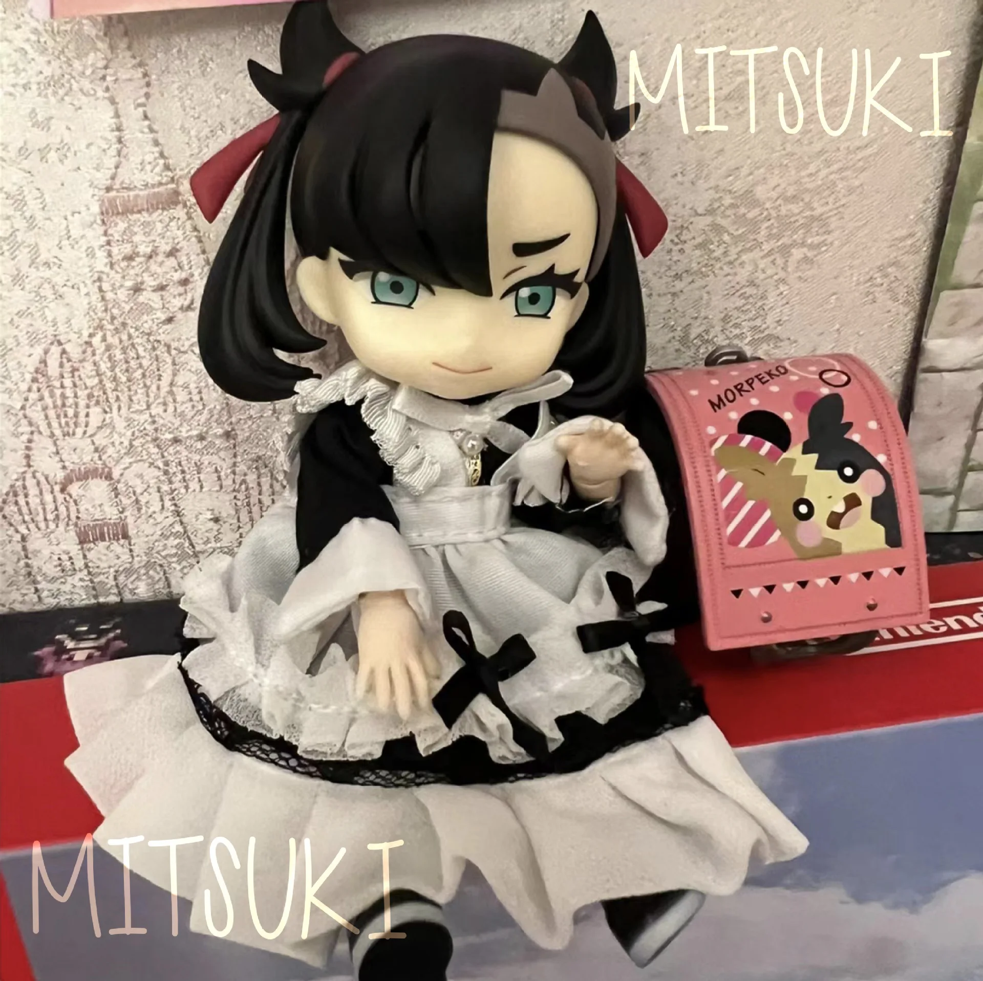 Obitsu 11 Clothes Gothic Lace Maid Tiered Apron Lolita Sweet Dress with Frill Bonnet Hairband Bow Decor Cafe Cosplay Doll Outfit