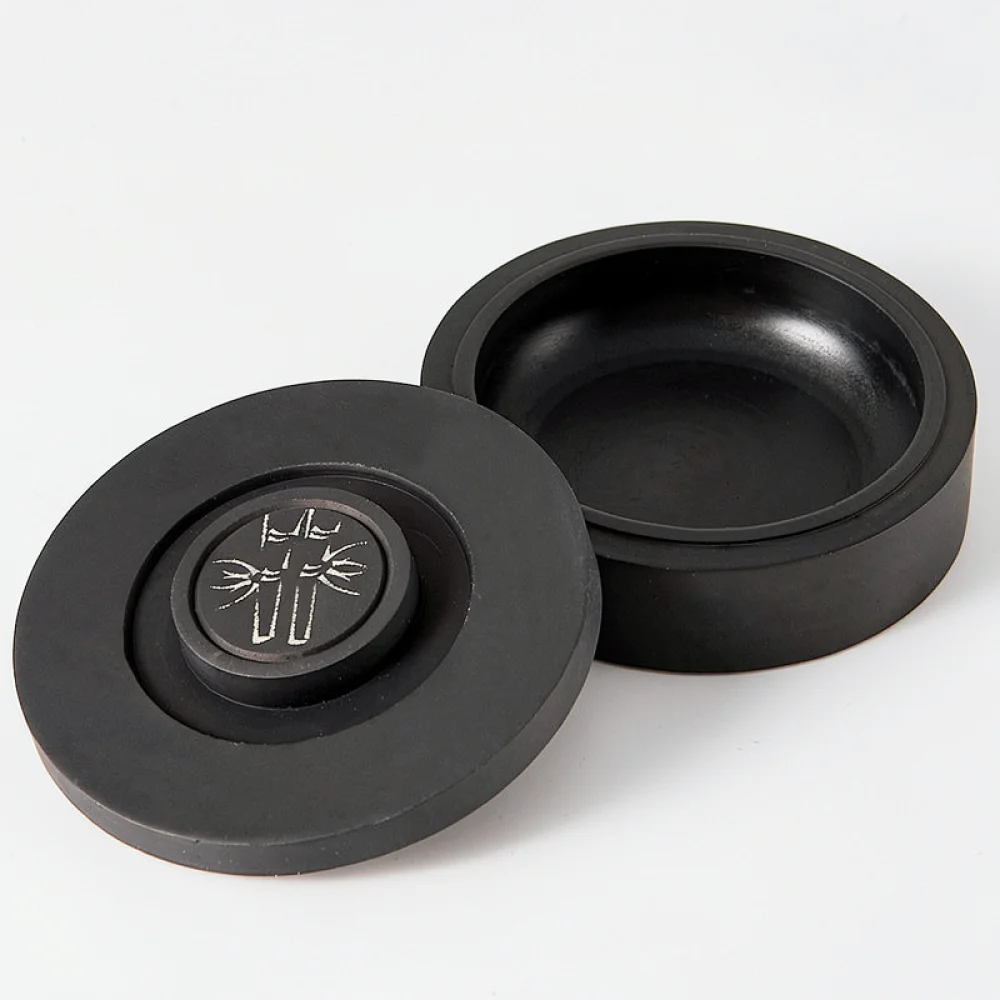 Natural Stone Inkstone With Cover Calligraphy Ink Grinding Tray For Student Artist Painting Practice Stationery Tool view 5