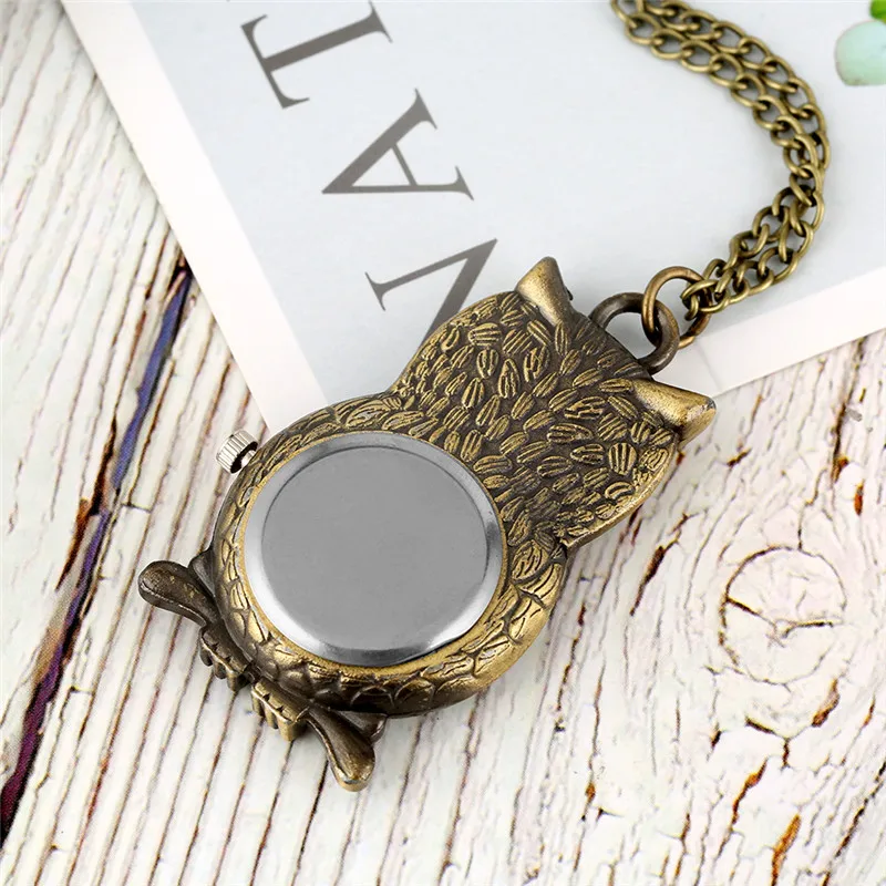 Vintage Stijl Dier Uil Vorm Ontwerp Mannen Vrouwen Quartz Analoog Zakhorloge Arabisch Nummer Display Ketting Ketting Klok Kinderen