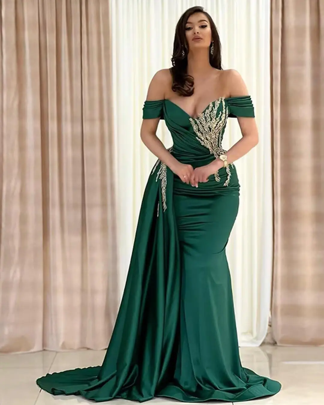

Off The Shoulder Mother of The Brides Dress Mermaid Wedding Guest Dress Satin Formal Gown with Slit