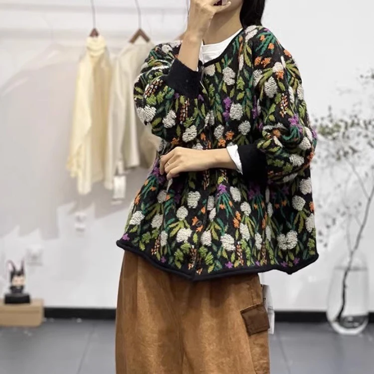 Słodki, gruby sweter z haftem, dzianinowy płaszcz plus size, damski sweter z okrągłym dekoltem, uniwersalny kardigan, modny strój na jesień.