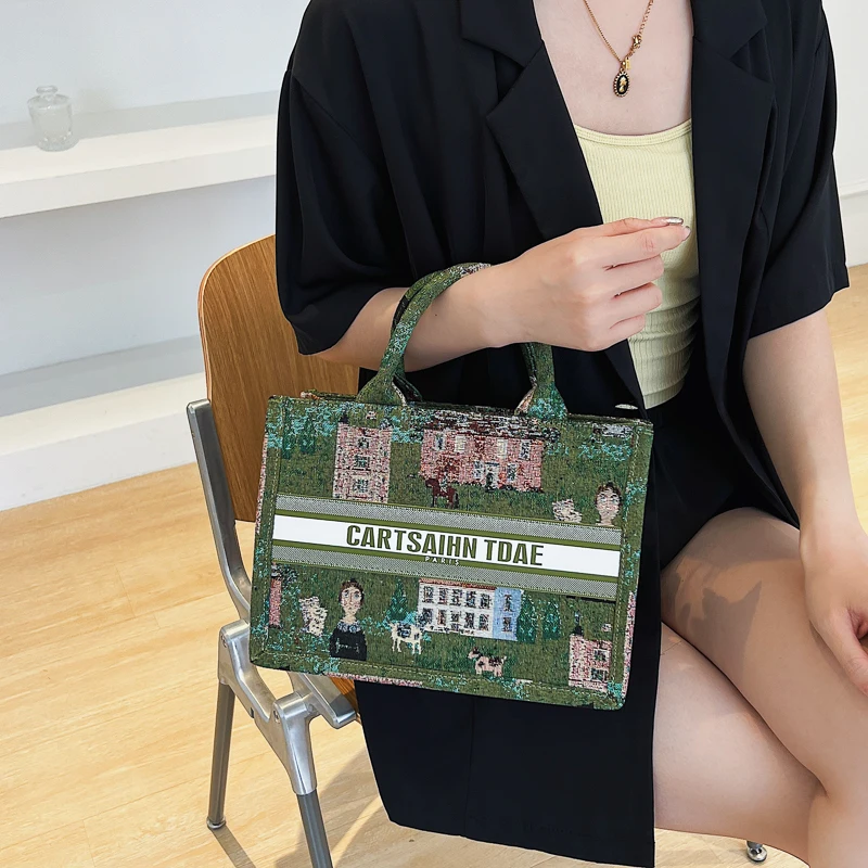 

Elegant Tote Bag for Women, Light Luxury Brand with Niche Design, High-Capacity and Fashionable