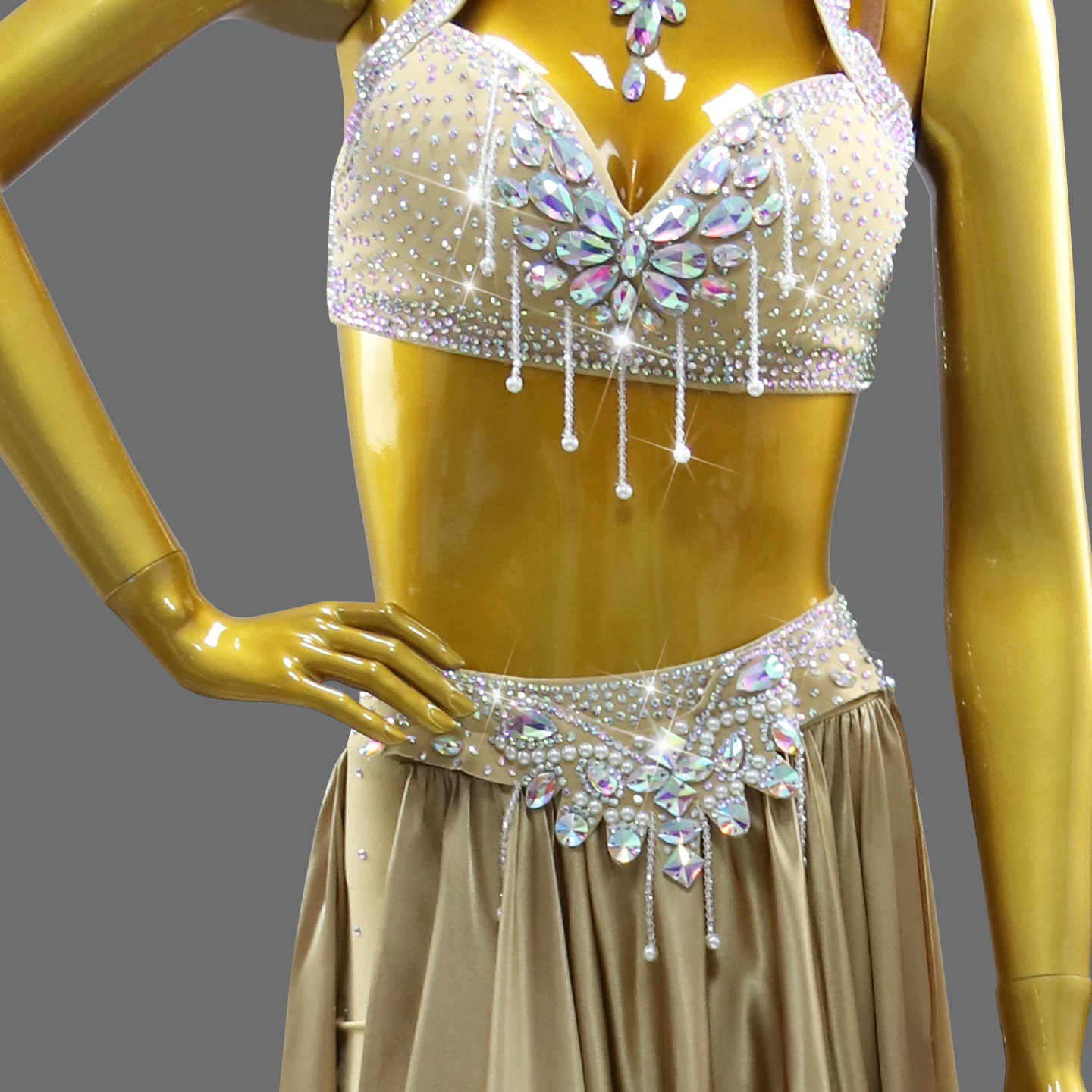 무대 의상 카니발 여성 벨리댄스 연습복 댄서 활력 벤리웨어 소녀 아랍 카데린즈 슈트 댄스웨어 스커트 리댄스 연습복 신상 밸리댄스의상 밸리복 벨리댄스 악세사리 밸리탑 공연의상 공연복 벨리공연복셋트 오리엔탈공연복 댄스의상 의상세트 라인댄스 의상 신제품 밸리댄스복 세트 밸리힙스카프 무대의상 반짝이무대의상 무대의상여성 댄스복상의 벨리댄스공연복 코스튬 여자의상 공연복세트