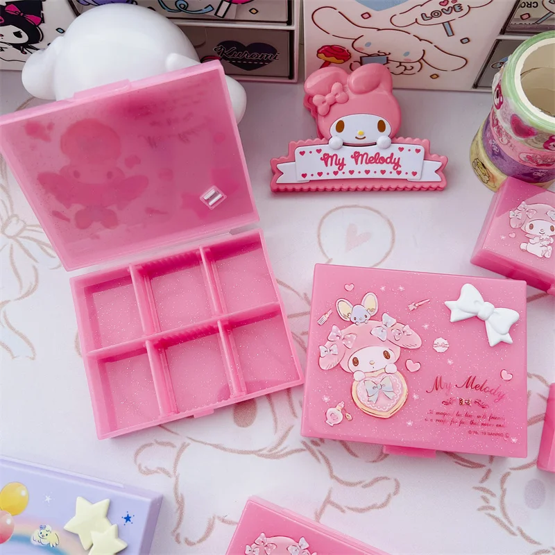 Sanrio Kawaii My Melody Cinnamoroll kotak pil portabel disegel Mini pil Dispenser organizer perhiasan kartun kotak Anime hadiah anak-anak