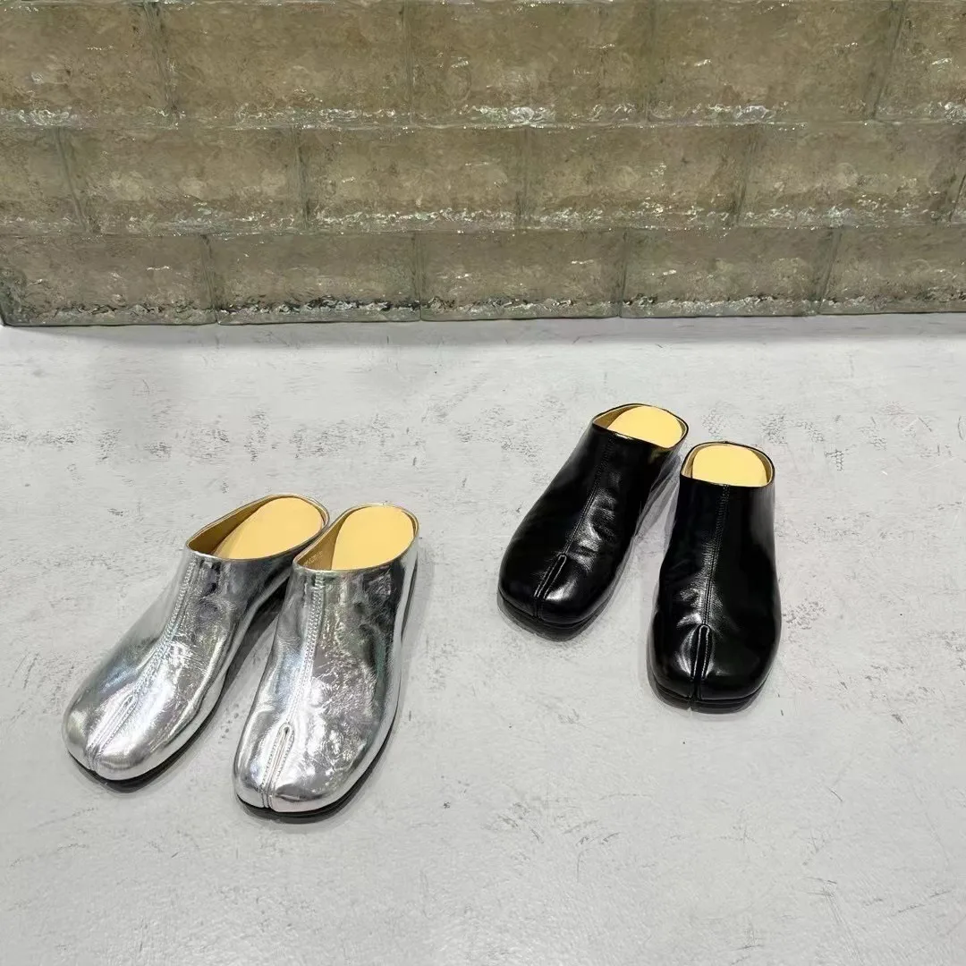 

Birkuir Retro Split Toe Slippers For Women Outdoor Closed Toe Flats Slippers Thick Heel Genuine Leather Mid Heels Beach Slides