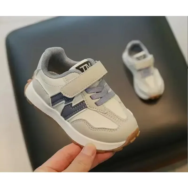 2025 حار بائع ربيع جديد الجلود العلوي أحذية رياضية الاطفال عدم الانزلاق حذاء كاجوال بنين بنات لينة وحيد الطلاب التنس حذاء طفل صغير #3