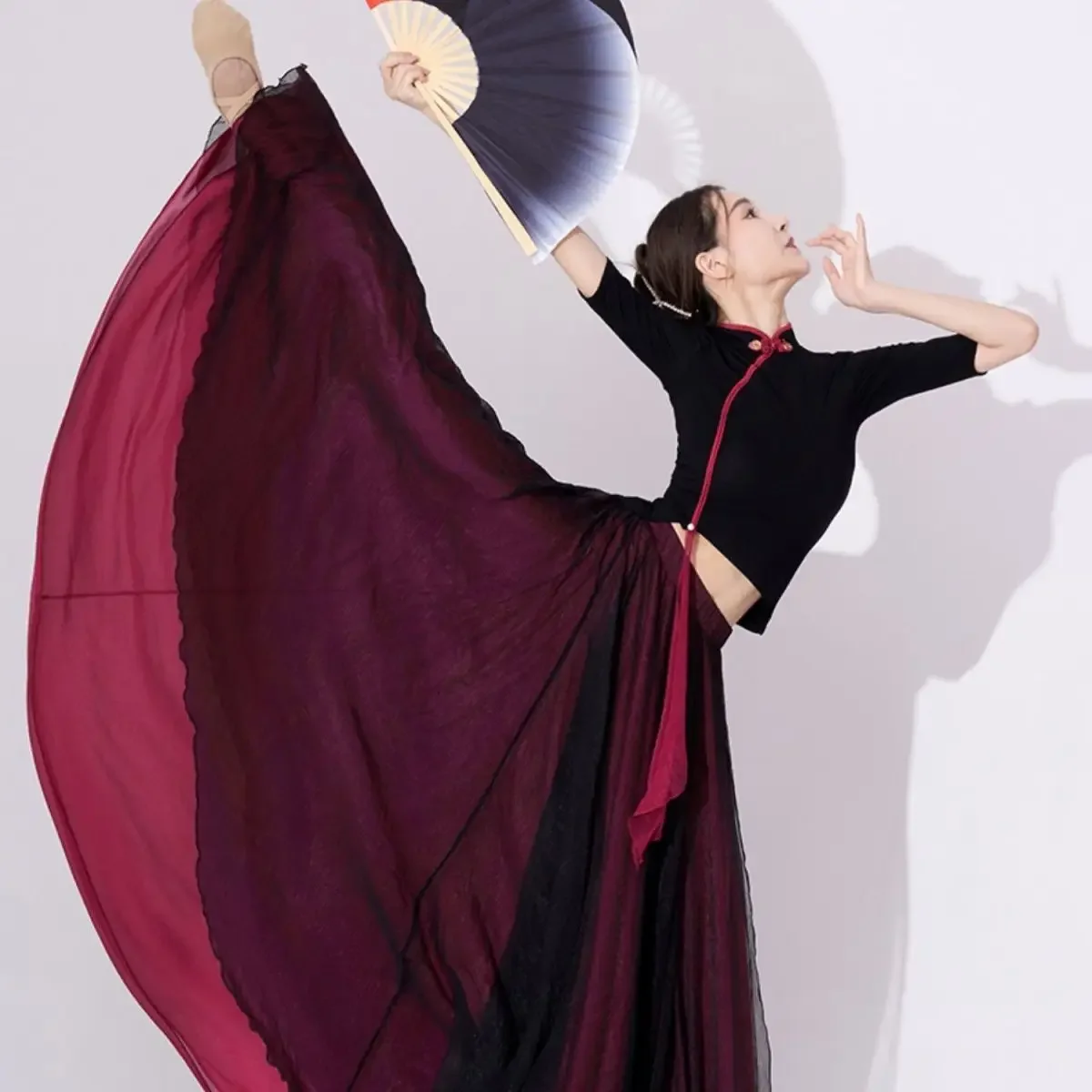 Abito da passione Danza classica che scorre Gonna grande altalena Costume grande Abito in garza rossa Abito Han Gonna lunga Costume da ballo classico