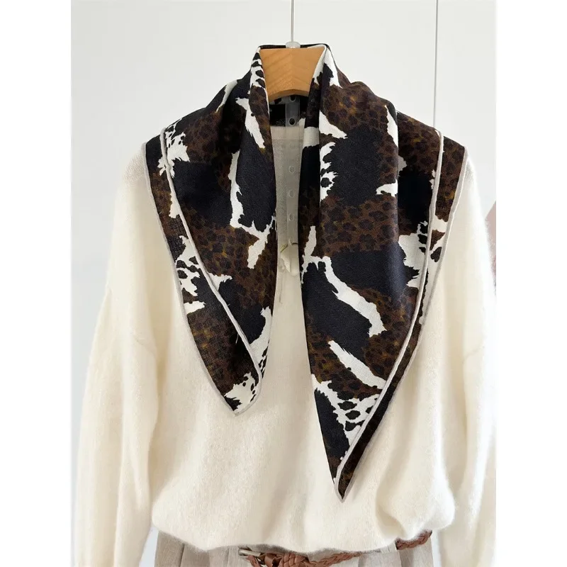 Women Earth Tone Mixed Animal Pattern Square Scarf 65x65 CM 30% MULBERRY SILK 70% WOOL Shawl Neck Wrap Handbag Decoration