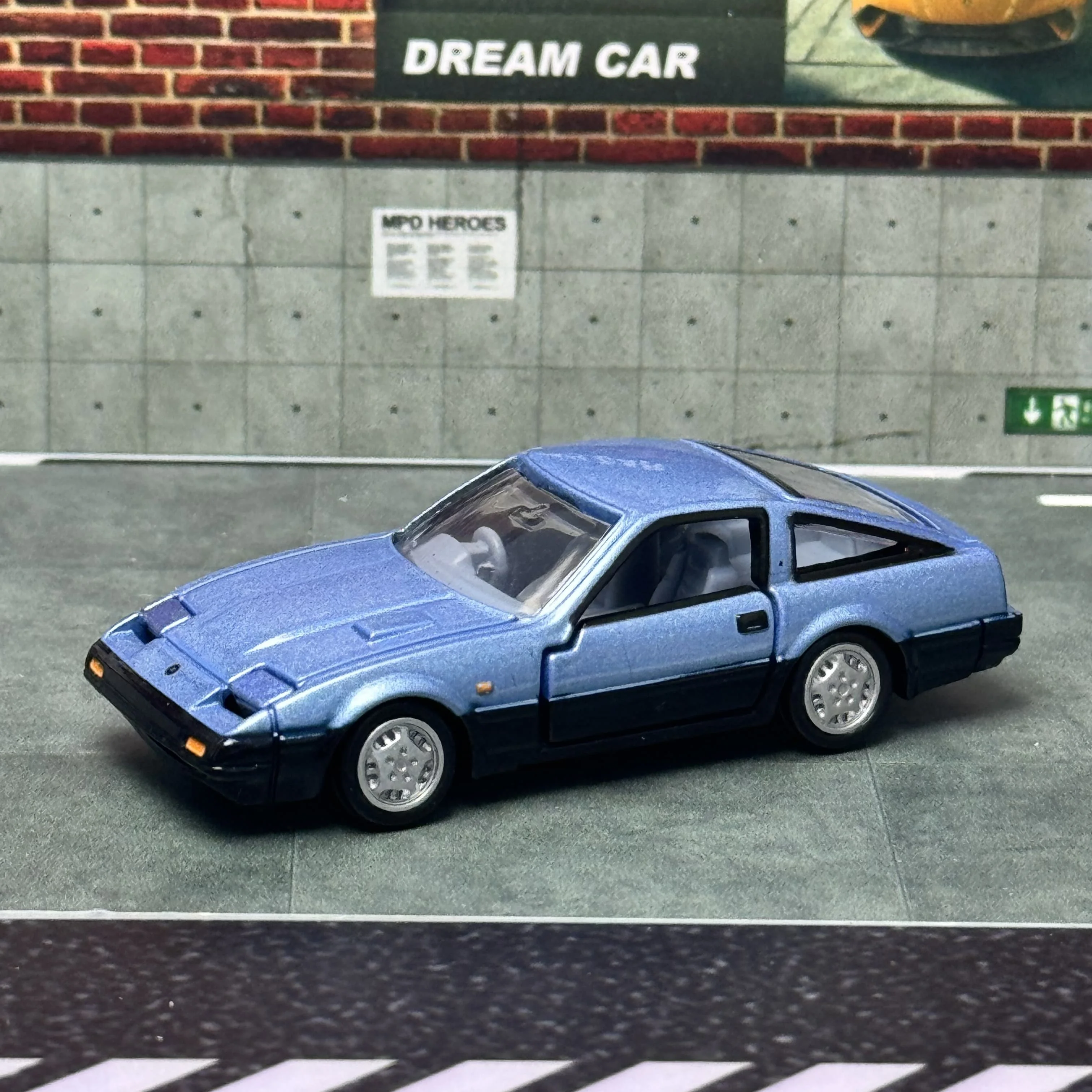 Takara Tomy Tomica Premium 15 Nissan Fairlady Z (Z31) Cars Hot Pop