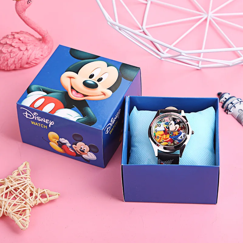 Willekeurige stijlpatroon met doos Disney Mickey kinderhorloge anime figuur Minnie Spiderman quartz horloge kinderhorloge verjaardagscadeautjes