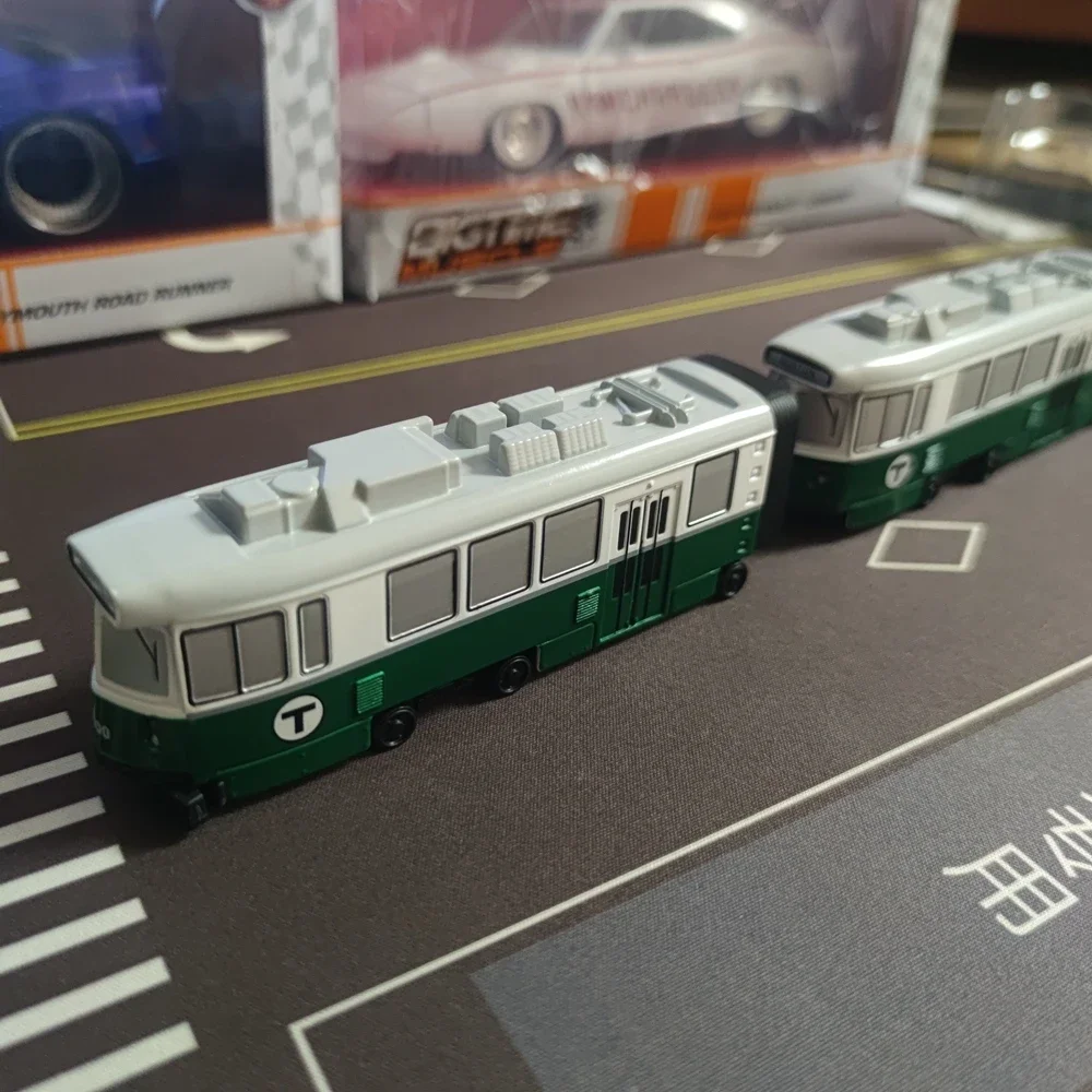 1/87 BOSTON MATA GREEN LINE TROLLEY Car Simulation model children\'s gift collectible ornaments