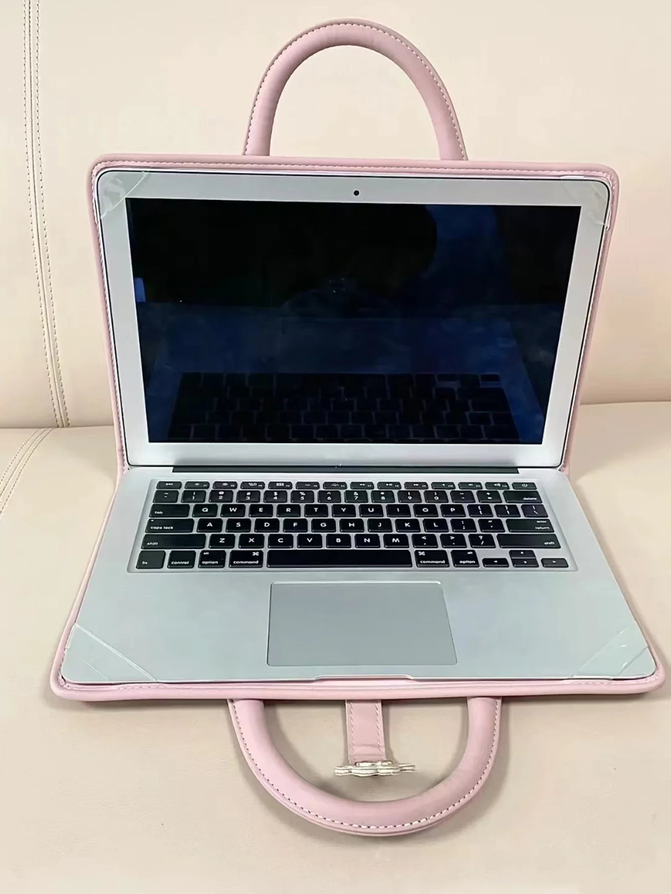 กระเป๋าใส่แล็ปท็อปแฟชั่น PU ขนาด 13/15 นิ้ว สีชมพู สำหรับสาวๆ