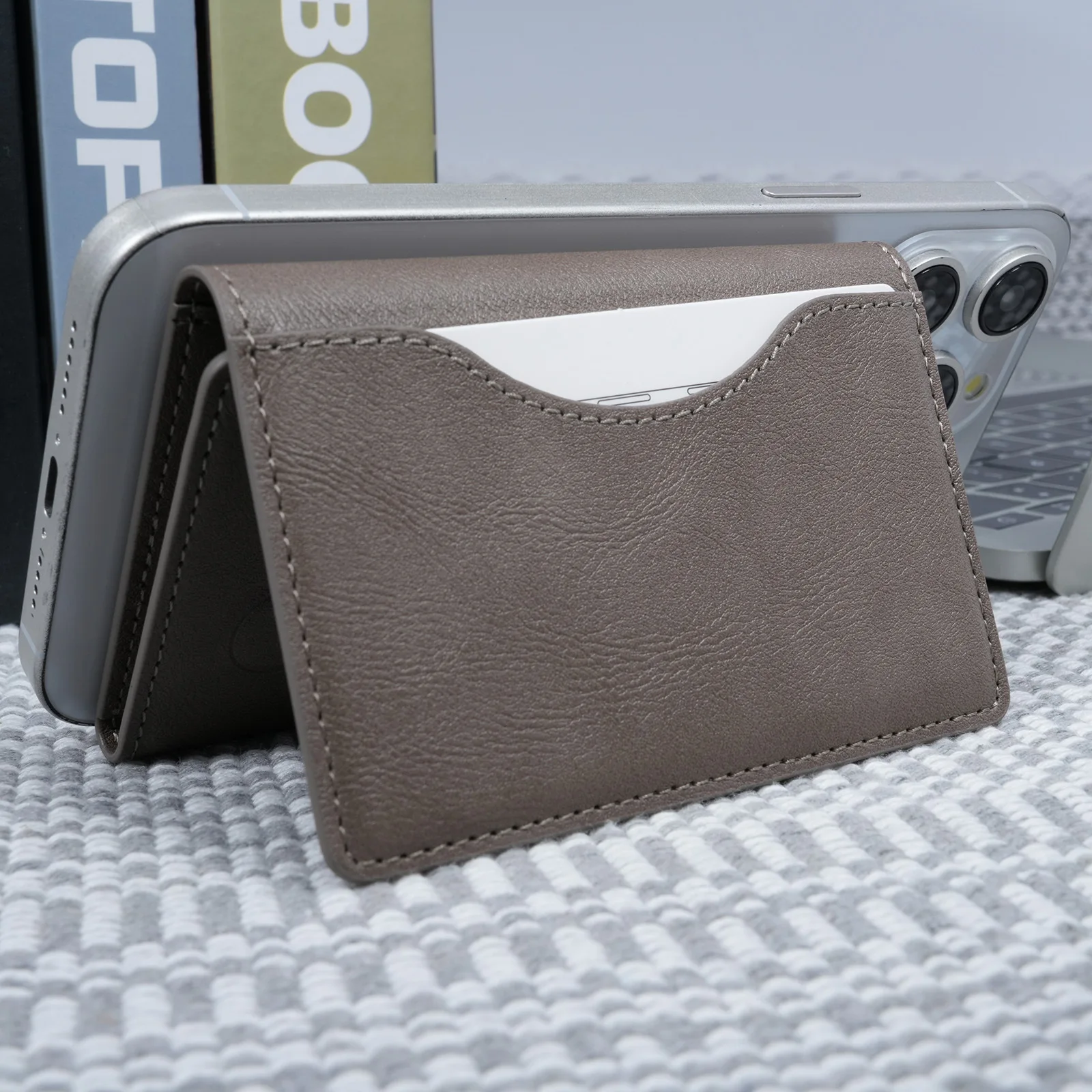 Homefish PU-Leder Magnetische Kartenhalter-Brieftasche, Multikarten-Aufbewahrung Handyrückentasche für 6,1/6,7 Zoll Smartphones – Detail 2