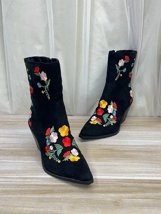 

Удобные модные ботинки с острым носком на массивном каблуке, универсальная верхняя одежда, молния сбоку, весенне-осенний сезон