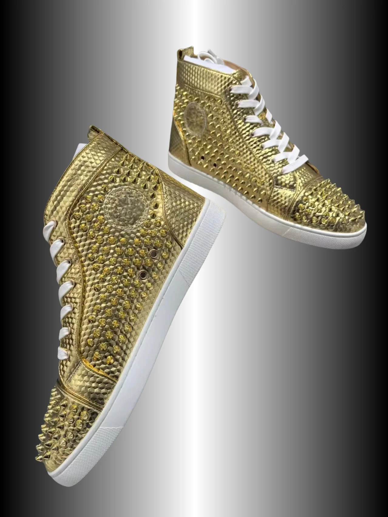 2025 Spring New Men's Gold High Top Casual Sports Shoes Round Toe Flat Rivets Decorated Casual Punk Style Street Men Single Shoe