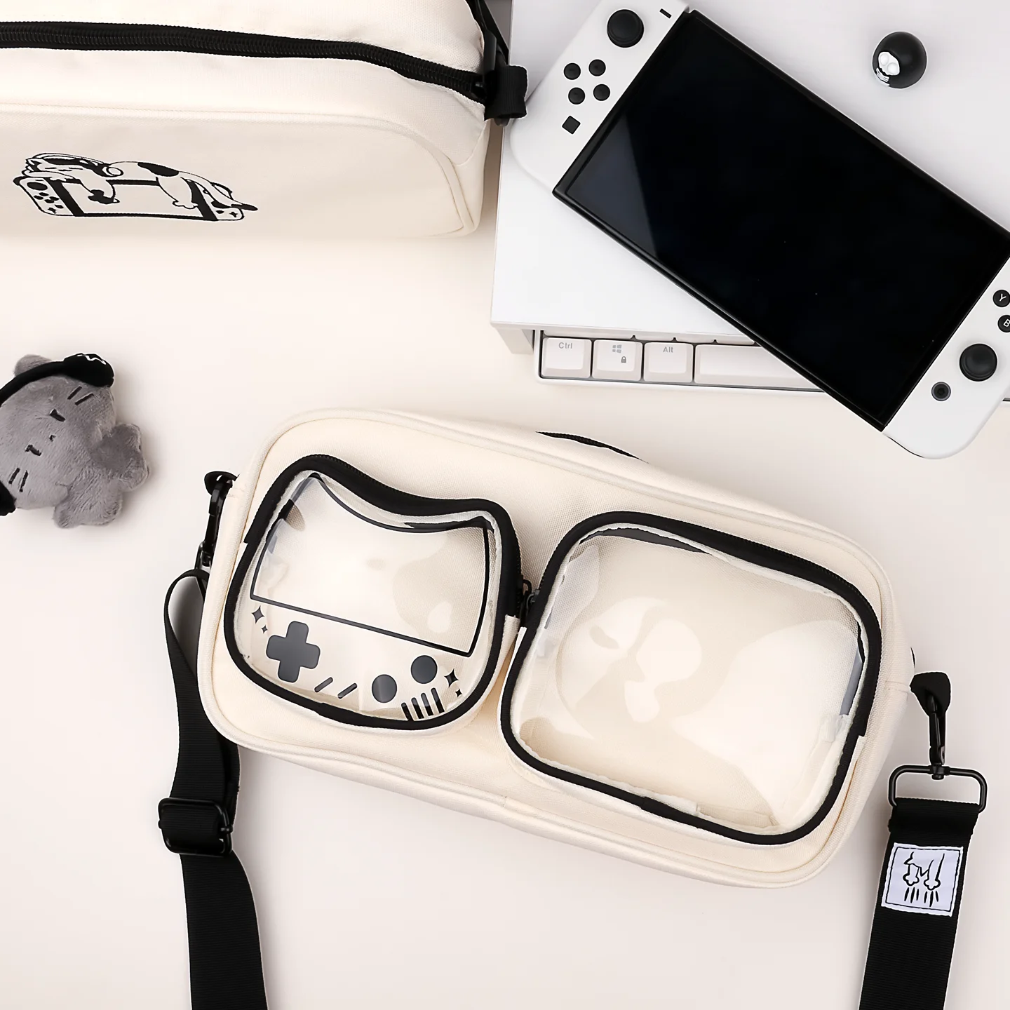 

Cat-Themed Gaming Crossbody Bag for Nintendo Switch /OLED/ Switch 2 / DJI Pocket 3 - Console Carrier with Decorative Display Bag
