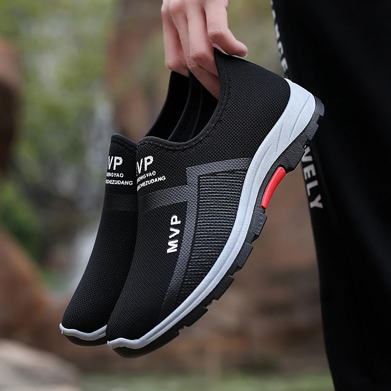 Hot Sale Mesh Men Black Sneakers Summer Outdoor Shoes Men Casual Walking Shoes Hiking Breathable Slip on Mens Loafers Zapatillas