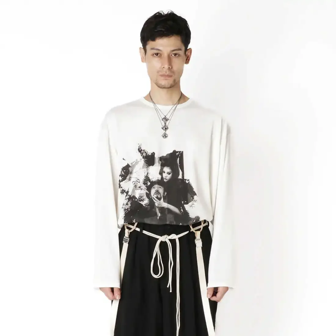 تي شيرت YOJI OOAK ياباني مخصص من القطن بأكمام طويلة كاجوال مريح من القطن المصري مطبوع عليه ملصق أبيض وأسود