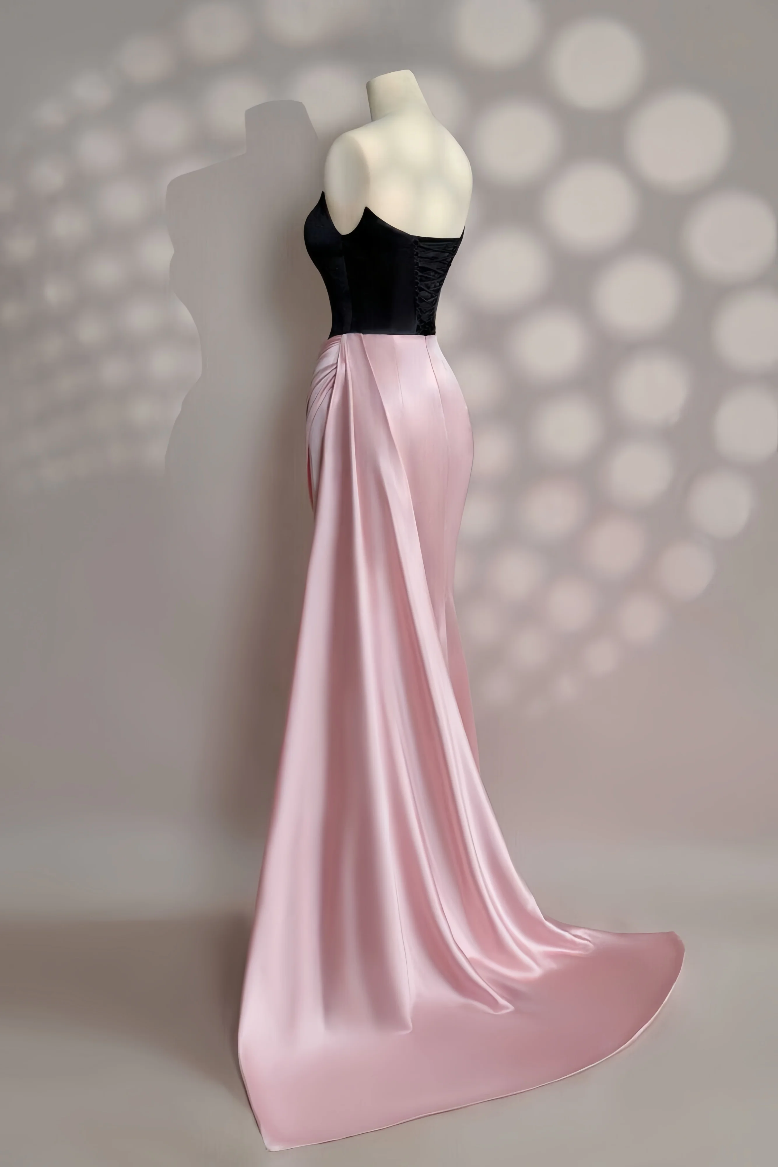 Gorgeous Strapless Pink Evening Dress Boat Neckline Sleeveless Side Slit Pleated Mermaid Backless Special Occasion Prom Gown