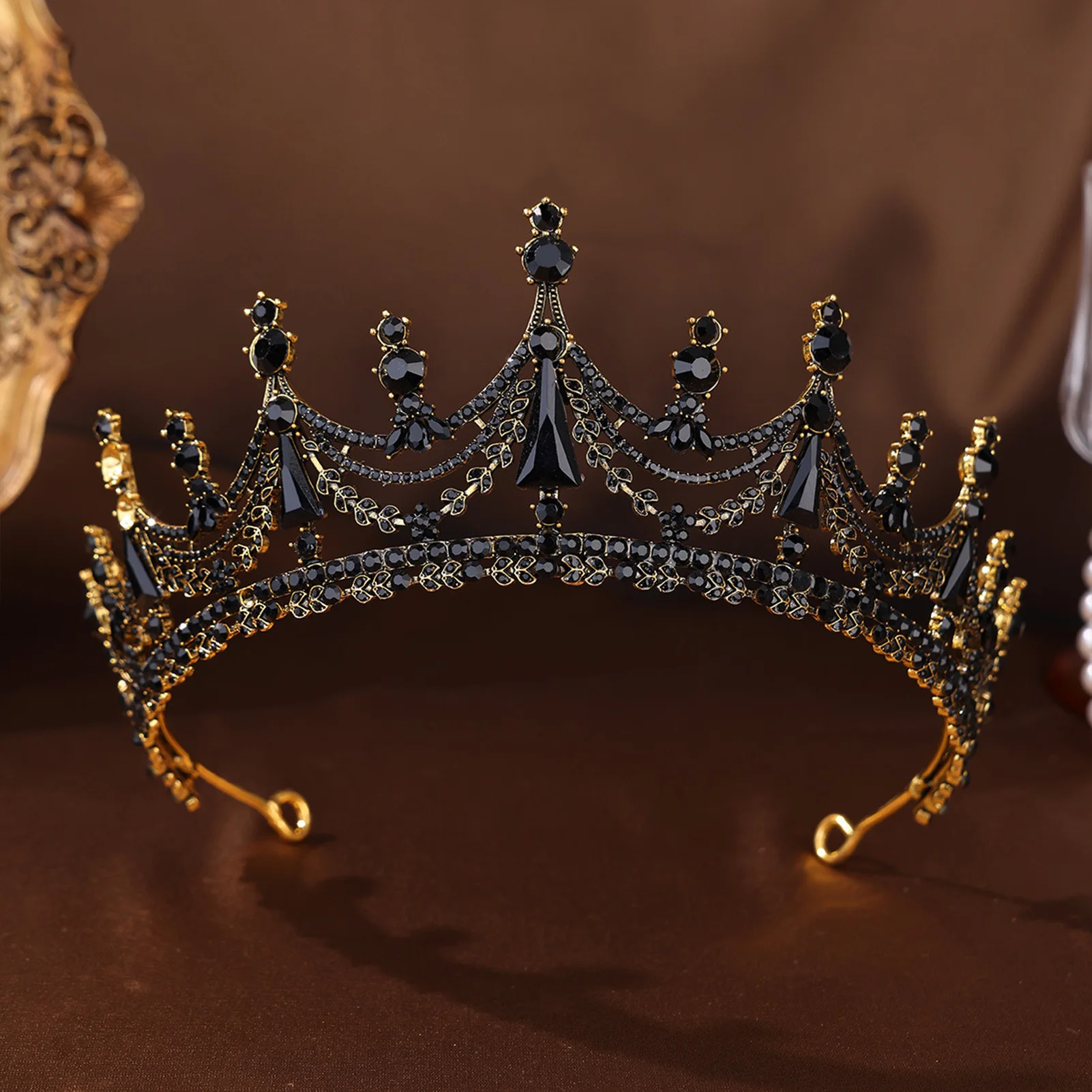 

Shiny Rhinestone Tiaras and Crowns Retro Black Headbands Bride Wedding Hair Jewelry Women Girls Party Hairbands Princess Diadem