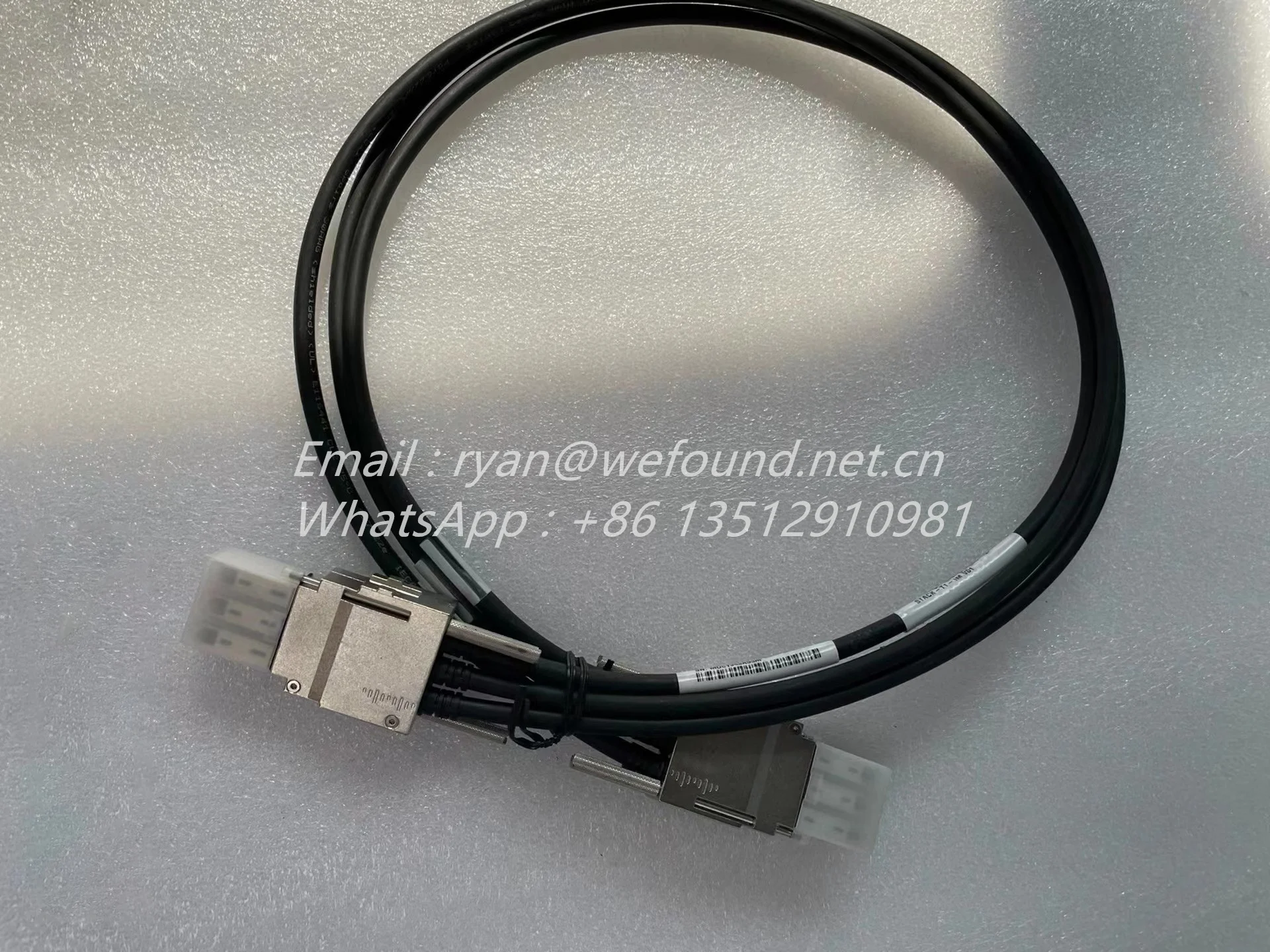 

STACK-T1-1M Stacking Cable for Cisco Catalyst 9300 Series Switch Stacking accessories, 800-40404-01