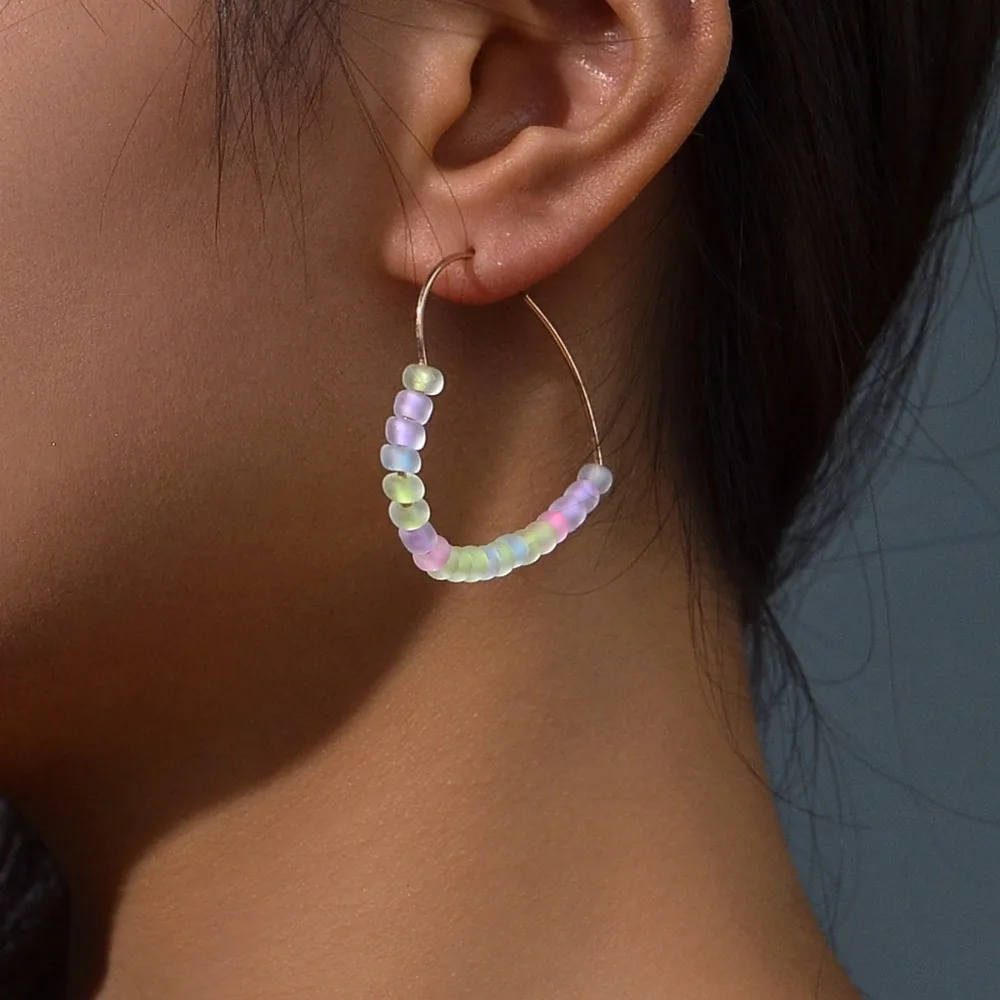 Fashion Personality Random Colorful Luminous Beaded Heart Hoop Earrings for Women Beach Night Bonfire Party Costume Jewelry Gift