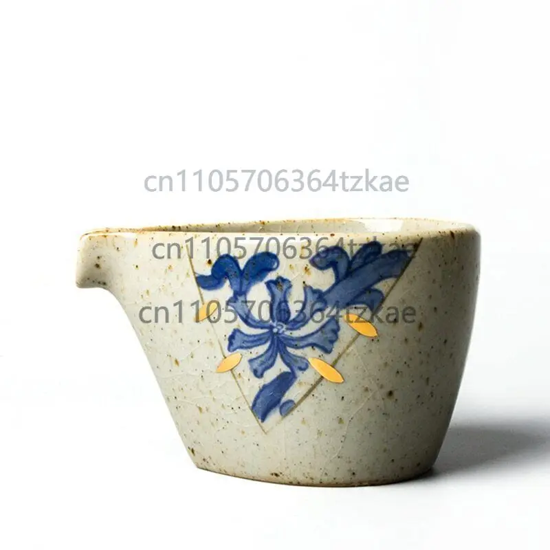 

Чайный набор: кружки из фарфора с синими цветами и золотым декором, чайные чашки для чаепития