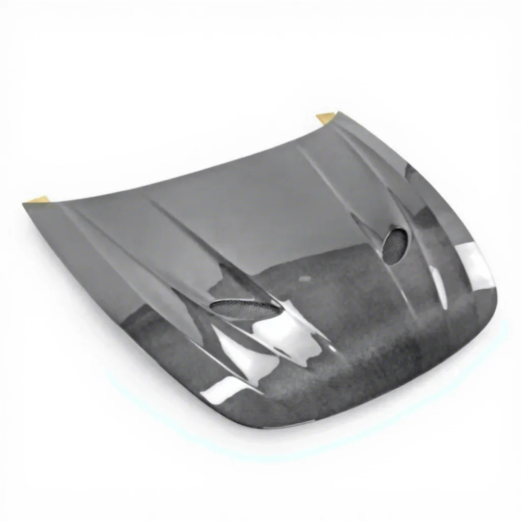 

Капот из углеродного волокна для Stinger: практичный, высокого качества