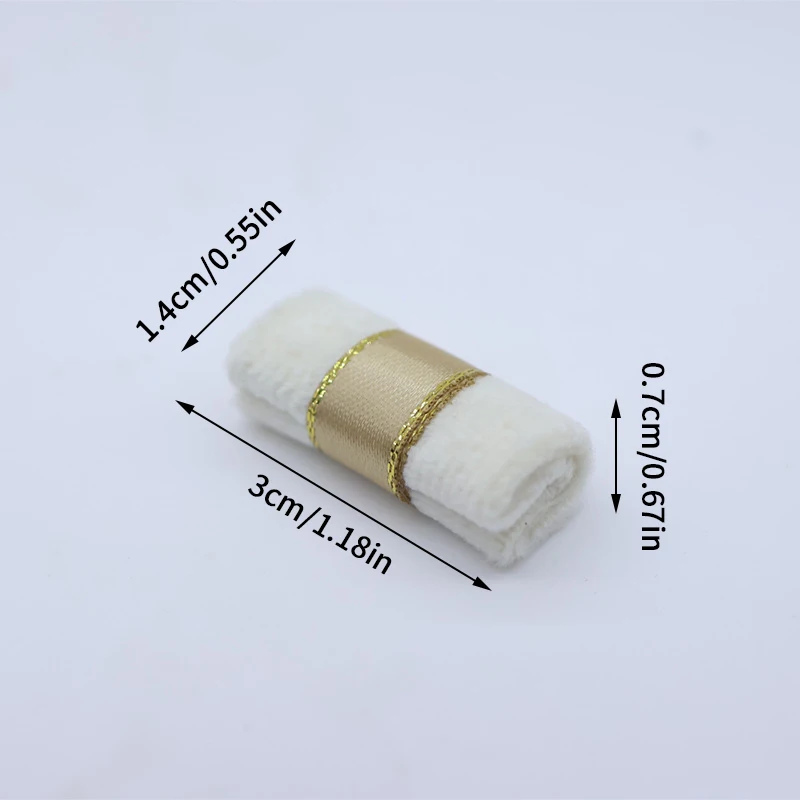 5Pcs 1/12 Puppenhaus Mini Quilt Kit Modell Puppenhaus Simulation Schlafzimmer Dekoration Puppen Haus Micro Wohnzimmer Szene Dekor Ornament