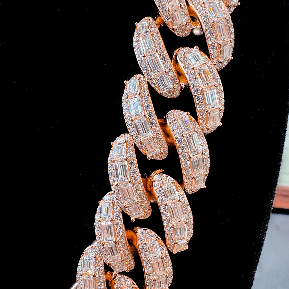 Moissanite 18/20/25MM Chain Iced Out Hiphop VVS 925 Sterling Silver Baguette Moissanite Cuban Link Chain.