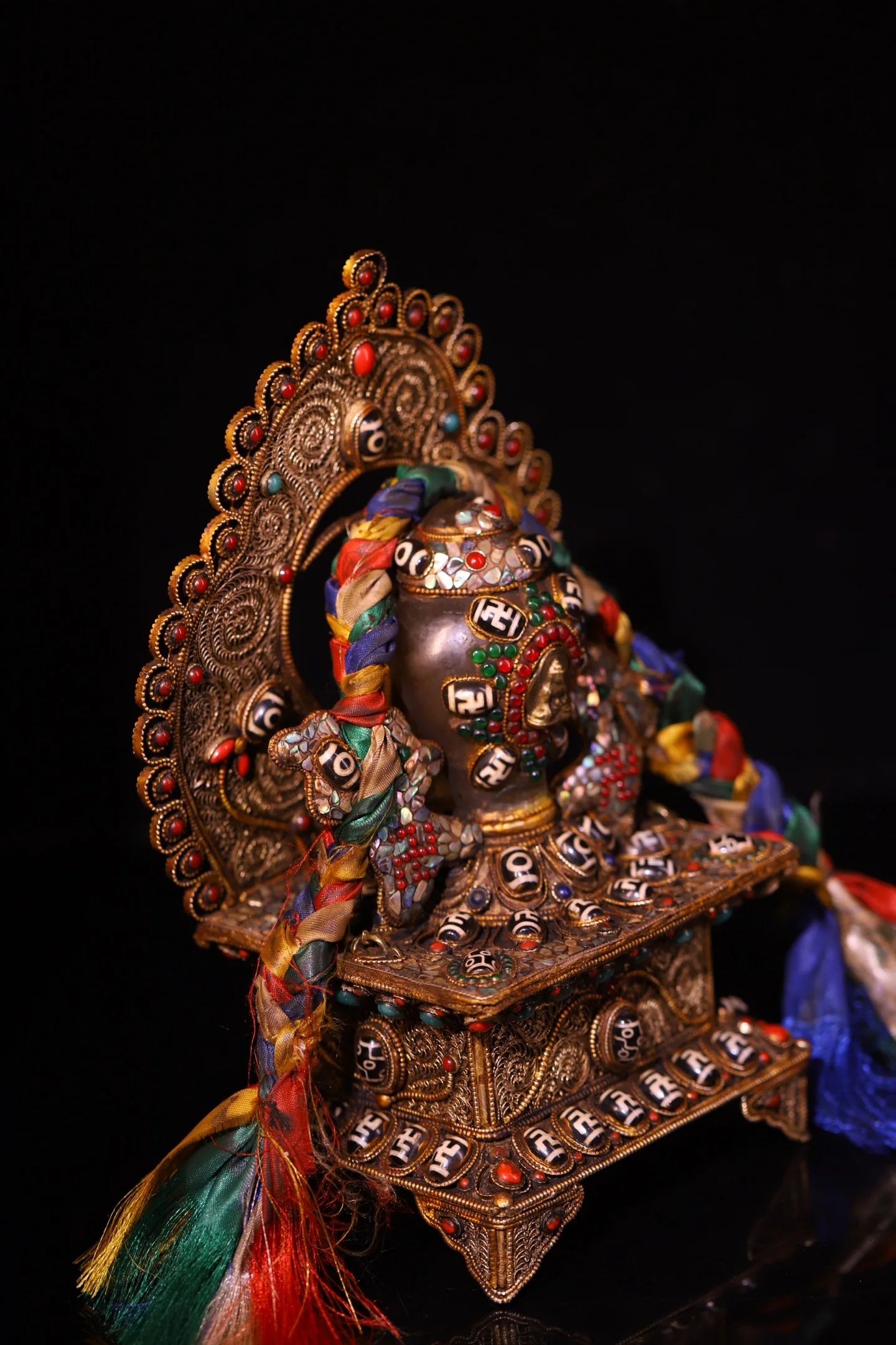 11"Old Tibetan Silver Filigree Mosaic Gem gZi Beads Shell Crystal Conch Kirin Statue Buddha Terrace Backlight Worship Hall view 3