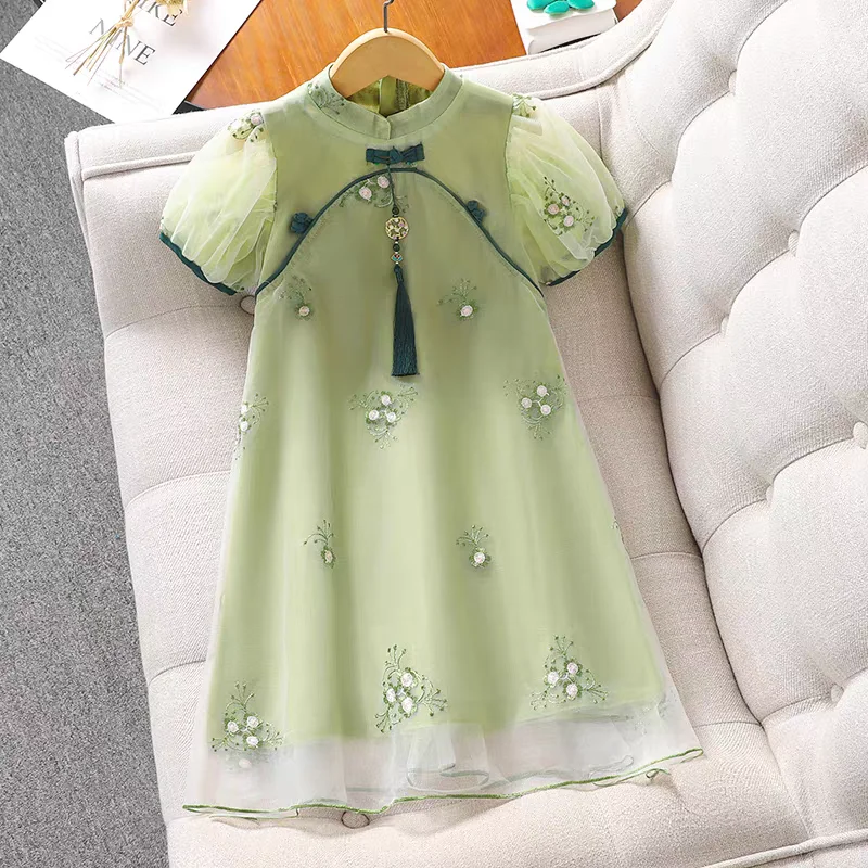 Children\'s Chinese style cheongsam dress summer girl flower embroidery bubble sleeved formal occasions kids clothing