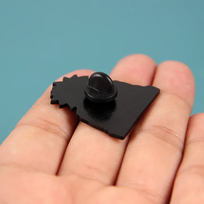 Alfileres de Anime japonés, insignias para mochilas en Manga Naruto, Pin esmaltado, accesorios para joyería, broches de cosas bonitas, regalo para seguidores de Navidad