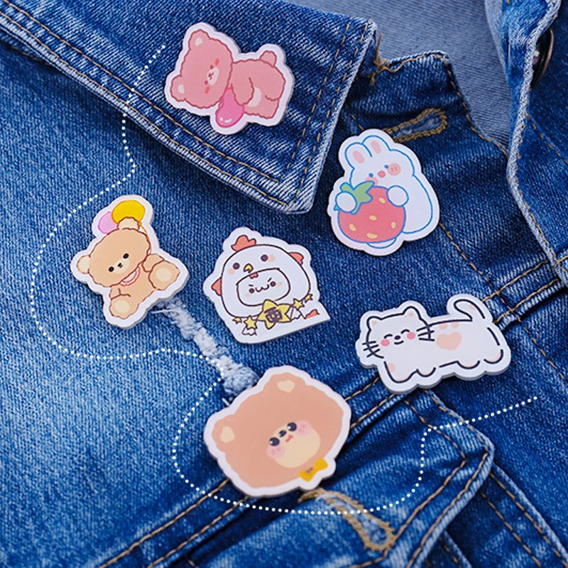 Custom Clear Acrylic Pins Round Cartoon Photo Customized Logo Anime Cute Plastic Pins Personalized Badge Brooch