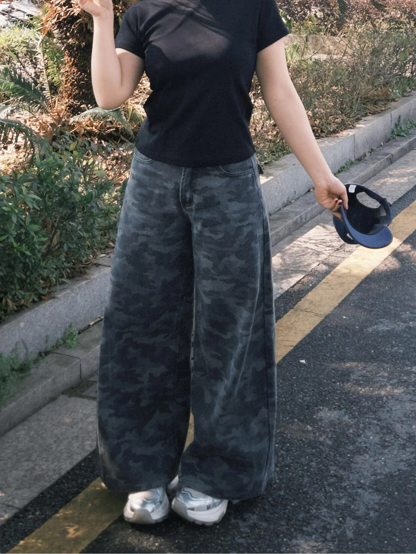 

High Waist Wide Leg Camouflage Jeans Women's Distressed Vintage Denim Pants Summer New Slimming Floor Length Trousers