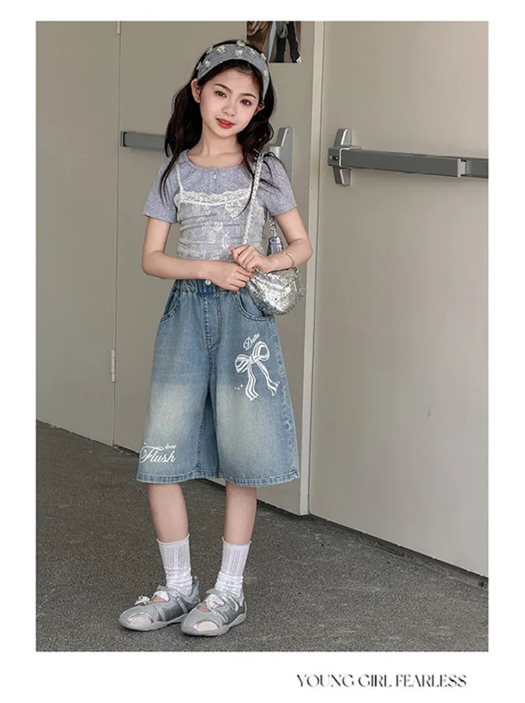 2026 Sommer Kinderkleidung: Jeans-Shorts für Teenager-Mädchen mit Schleifenmuster, elastischem Bund, weitem Bein und mittellanger Länge – Lässige, süße Shorts für Kinder – Detail 9