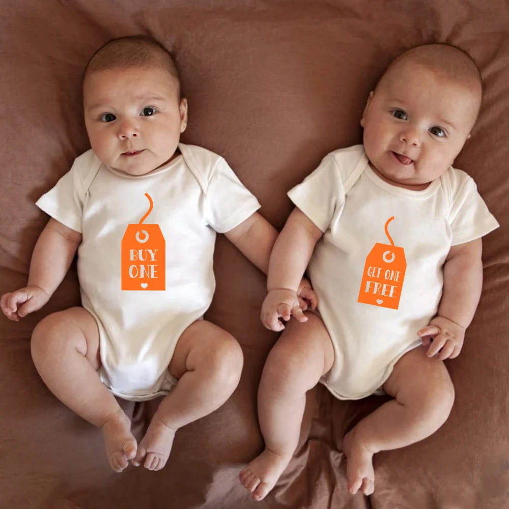 Baby Koop Een Krijgt Een Gratis Grappige Tweeling Baby Bodysuit Mode Trend Peuter Meisjes Kleding Katoenen Zomer Ropa De Bebe Niño