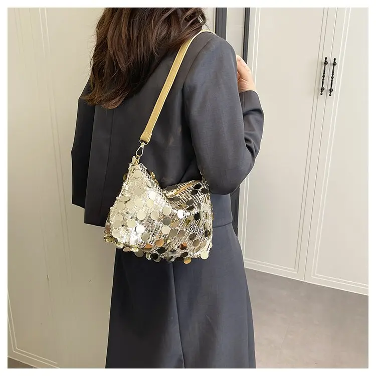

Модная женская сумка через плечо с серебряными пайетками, новинка 2023 года, маленькая квадратная сумка, универсальная сумка на одно плечо на осень-зиму