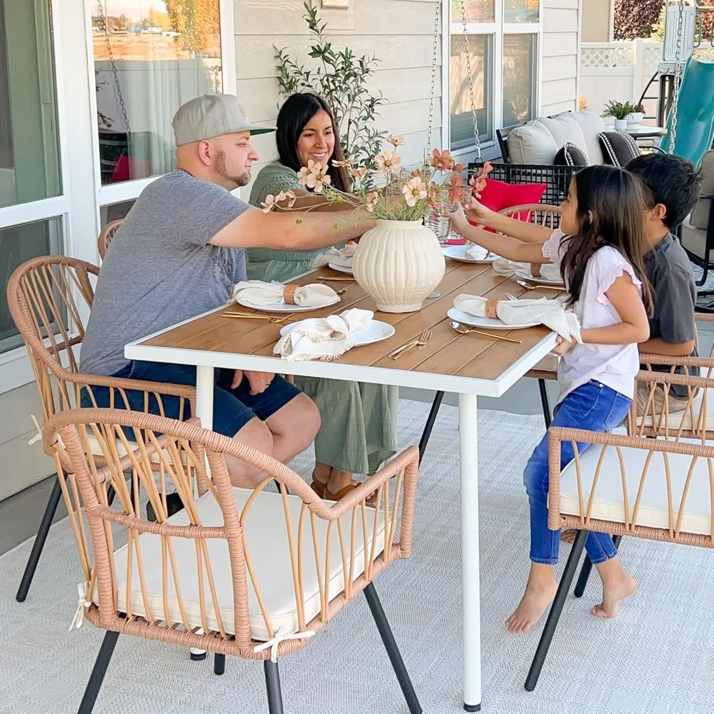 

4 Pieces Rattan Wicker Dinning Chairs, Outdoor Indoor Patio Furniture Set with Cushion and Curved Back All Weather Bistro
