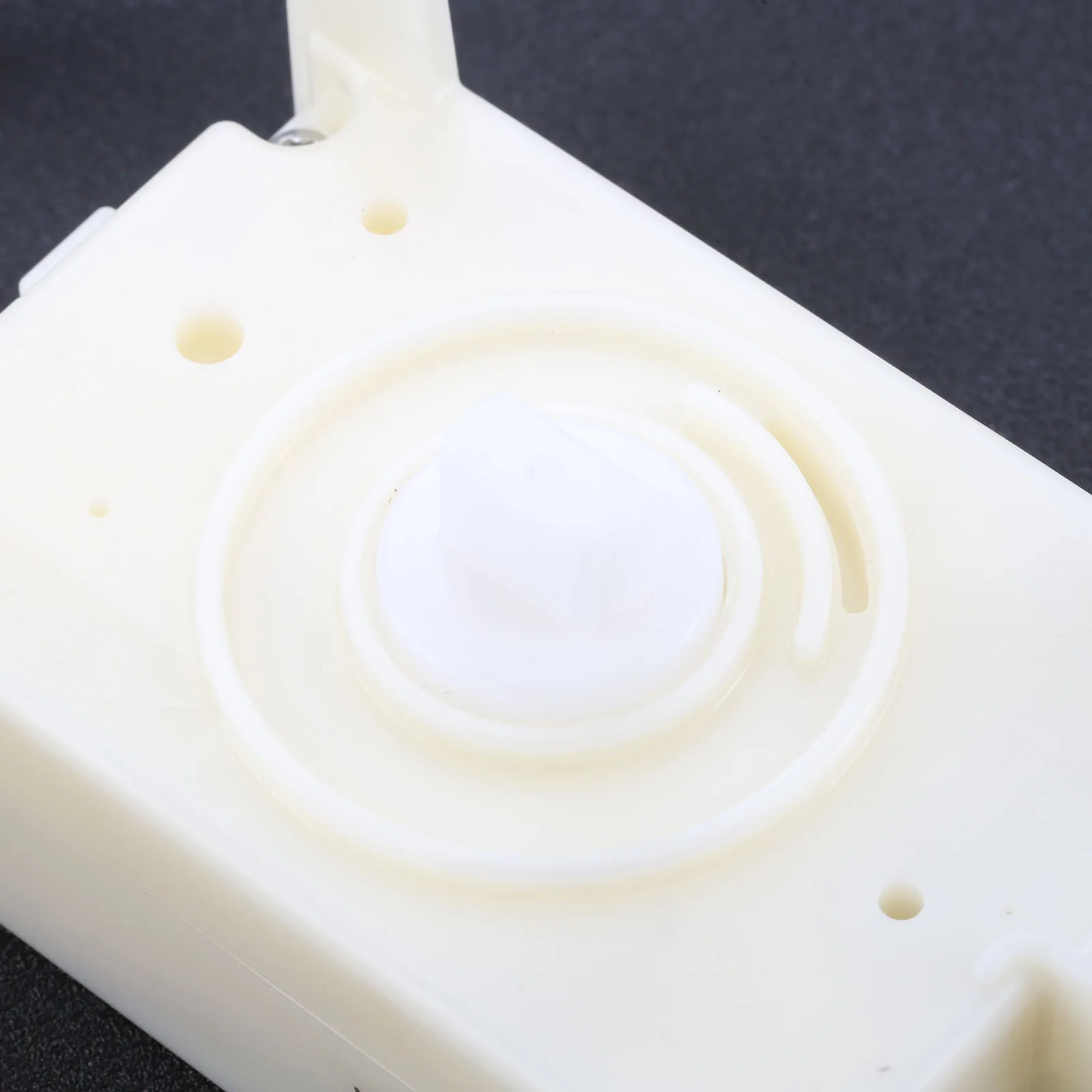 1Pc Refrigerator Ice Making NTGZ004k02 Motor Accessories Replacement Part Compatible With for Haier Hisense Refrigerators